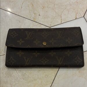 Louis Vuitton Brown Monogram Wallet👝